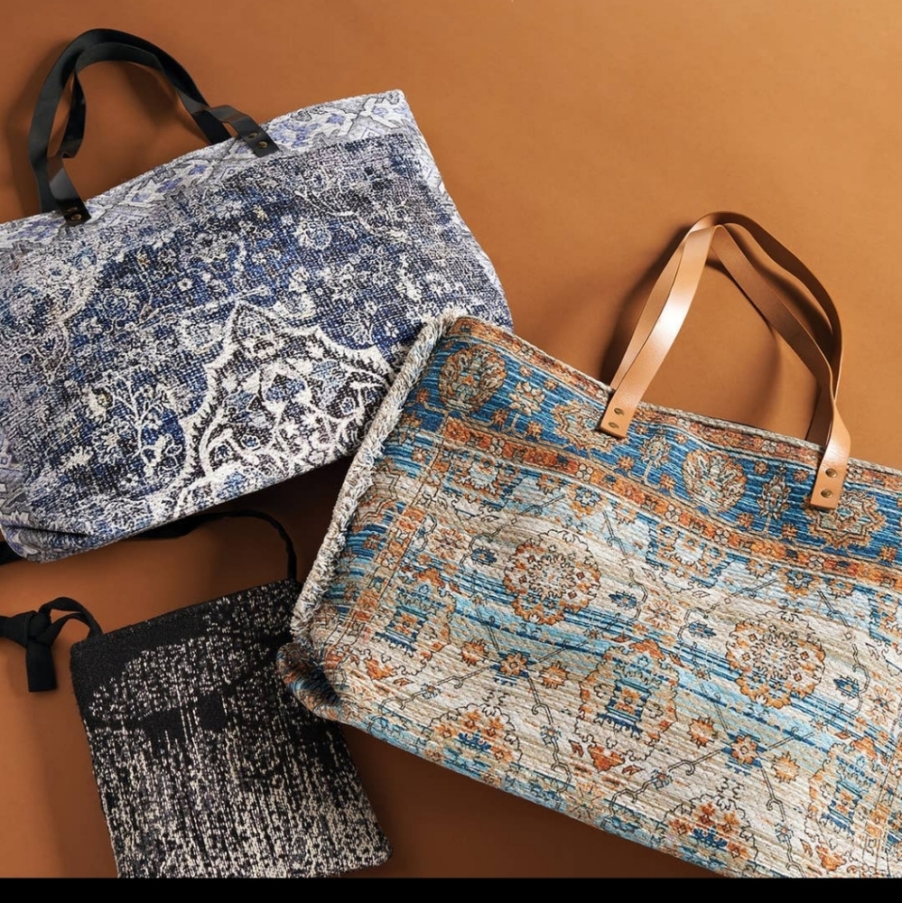 Blue and Gray Textured Carpet Bag Tote - Picture 5 of 6